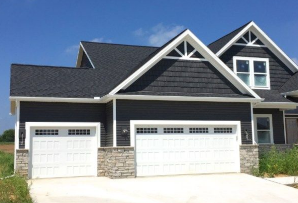 Best Roof and Siding Color Combinations (Timeless & Modern)
